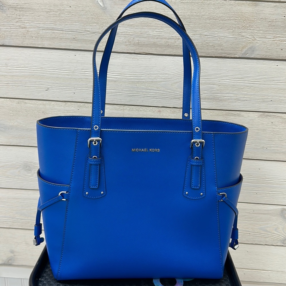 NWOT MICHAEL KORS BAG